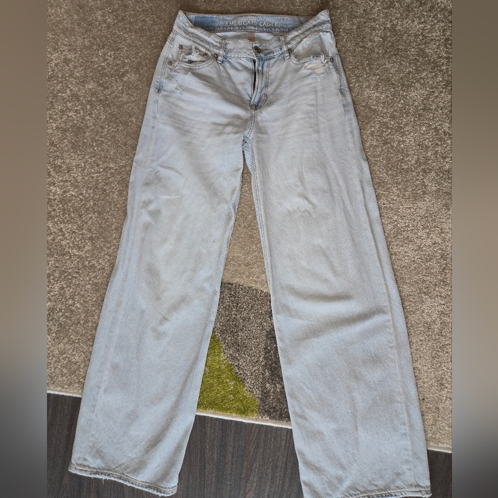 American Eagle 90s Baggy Jeans. Size 24 (Or 00)
